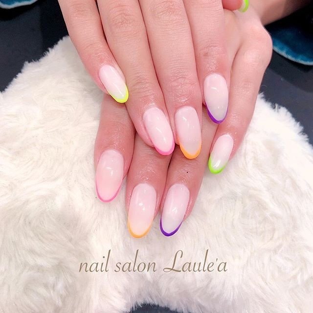 シンプル フレンチ カラフル ネオンカラー Laule A Rieのネイルデザイン No ネイルブック