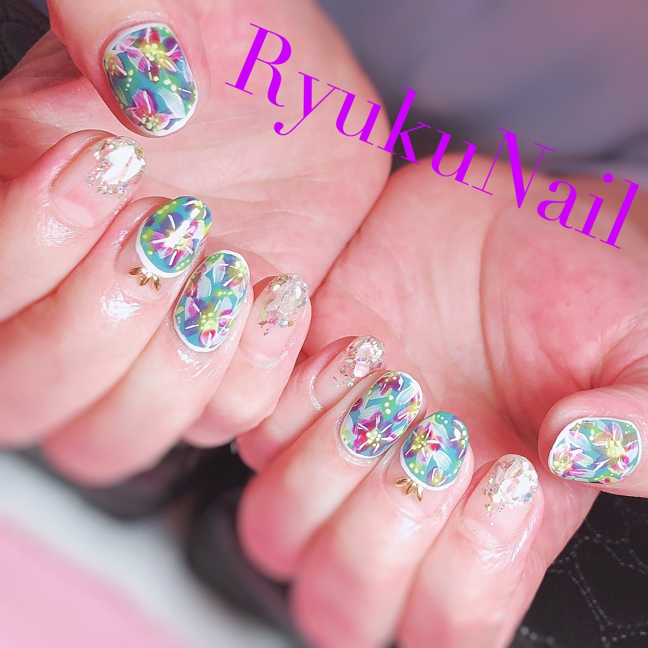 旅行 海 リゾート ハンド ホログラム Ryukunailのネイルデザイン No ネイルブック