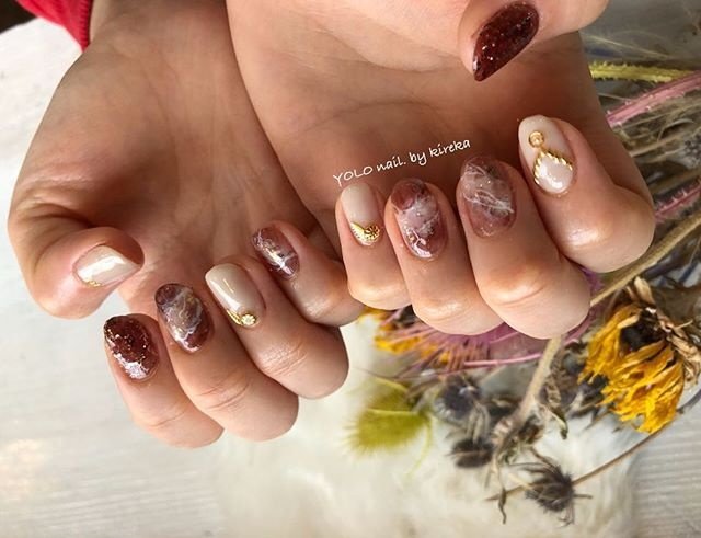 秋 オールシーズン ハンド ニュアンス ブラウン Mavie Nail Chihoのネイルデザイン No ネイルブック