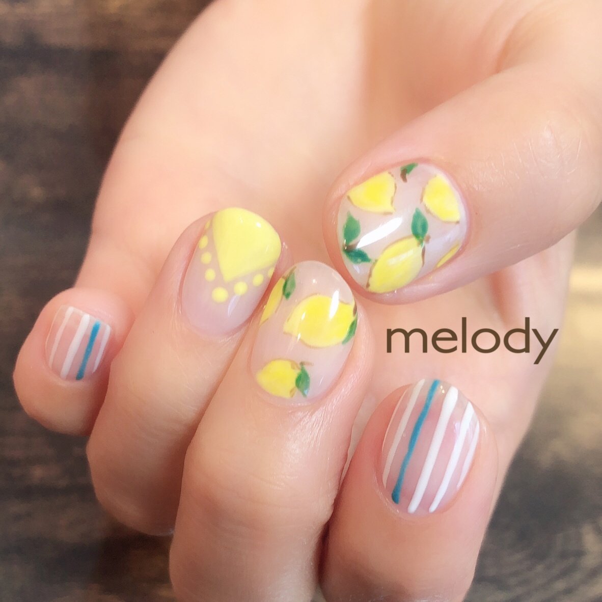 春 夏 オールシーズン ハンド シースルー Melody のネイルデザイン No 474 ネイルブック