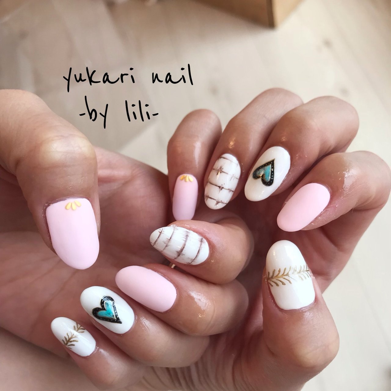 春 夏 オールシーズン 海 ハンド Yukari Nail By Lili のネイルデザイン No 427 ネイルブック