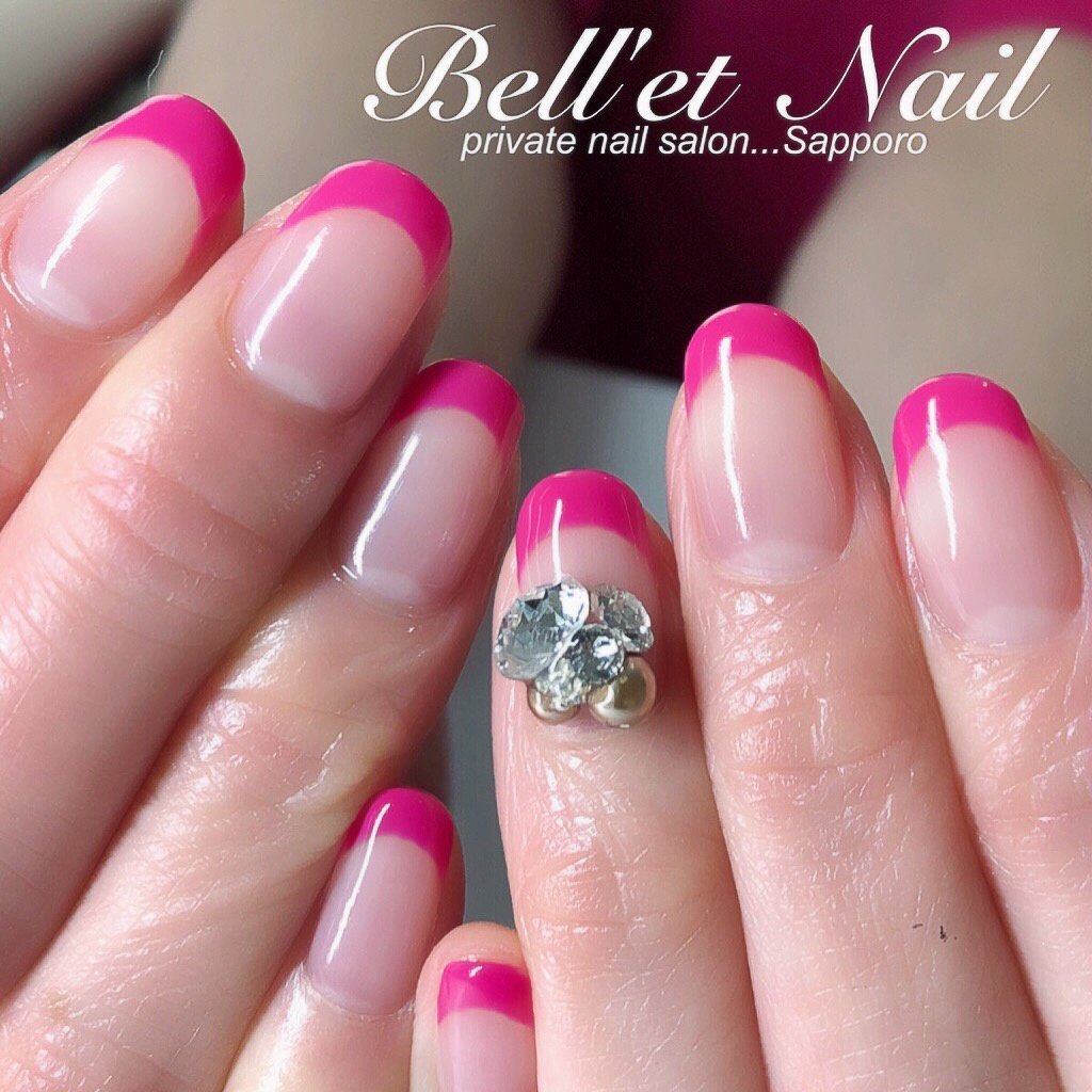 オールシーズン ハンド フレンチ ビジュー ピンク Bell Et Nail ネイリスト佐藤綾子のネイルデザイン No ネイル ブック