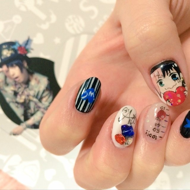 ハンド ビジュー ハート キャラクター シースルー Asya1114のネイルデザイン No ネイルブック