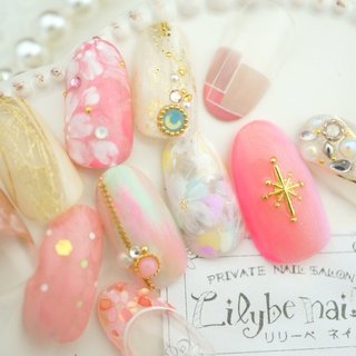 リリーベネイルは毎月2回新作ネイルをリリースしてます♡たくさんサンプルをご用意してお待ちしてます♡3月1日リリースの新作たち♡ #春 #夏 #秋 #冬 #オールシーズン #お正月 #成人式 #バレンタイン #卒業式 #入学式 #梅雨 #海 #リゾート #浴衣 #スポーツ #オフィス #ブライダル #パーティー #デート #ハンド #シンプル #フレンチ #変形フレンチ #グラデーション #ビジュー #ホログラム #ラメ #ワンカラー #フラワー #シェル #パール #ピーコック #アンティーク #くりぬき #シースルー #ステンドグラス #タイダイ #チェーン #バイカラー #ホイル #マーブル #和柄 #ミディアム #ホワイト #クリア #ベージュ #ピンク #イエロー #グリーン #ブルー #パープル #ブラウン #ゴールド #シルバー #パステル #スモーキー #カラフル #ジェルネイル #ネイルチップ #Lilybenail（リリーべネイル）よこあい #ネイルブック