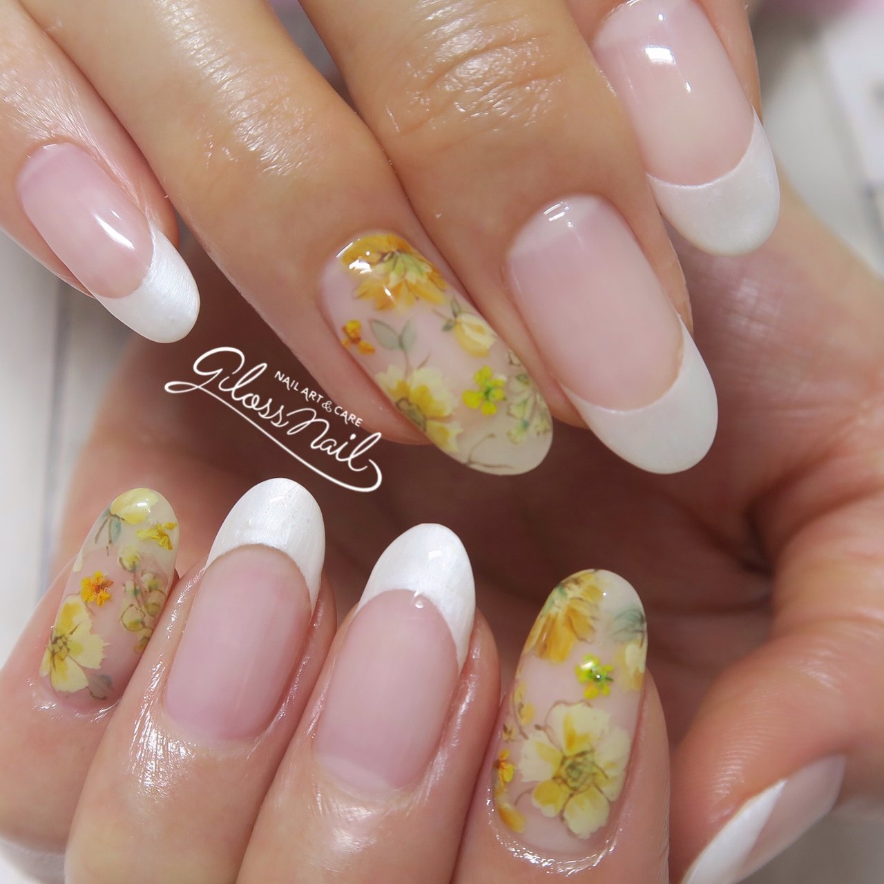 春 夏 オフィス ブライダル ハンド Glossnail Manaのネイルデザイン No ネイルブック