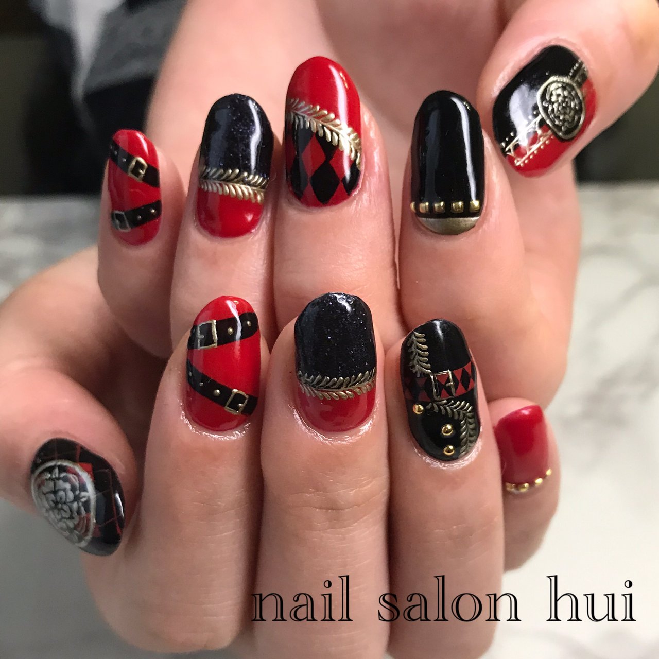 ライブ ハンド レッド ブラック ゴールド Nailsalon Huiのネイルデザイン No ネイルブック