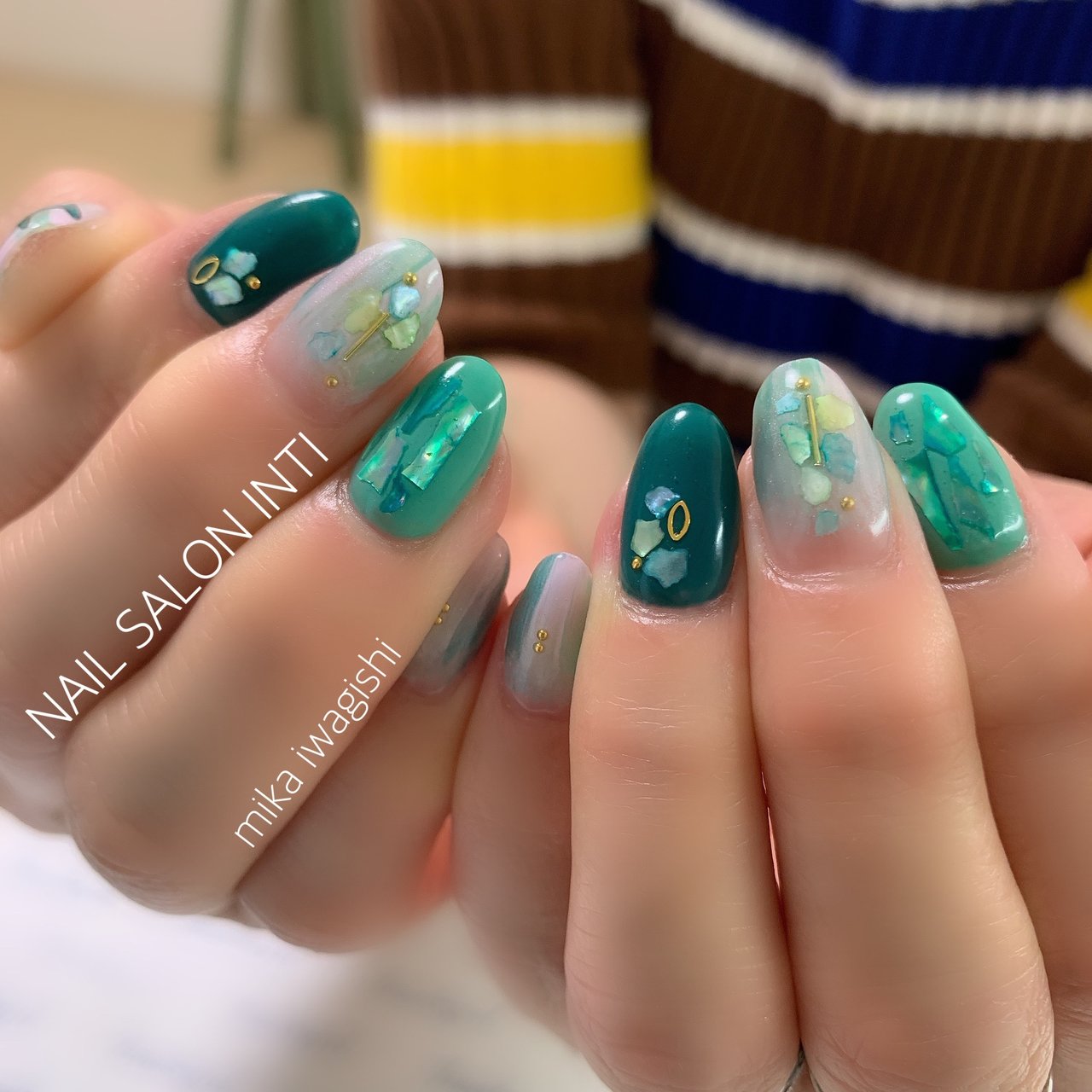 春 夏 オールシーズン ライブ ハンド Nailsalon Inti 岩岸美華 のネイルデザイン No ネイルブック