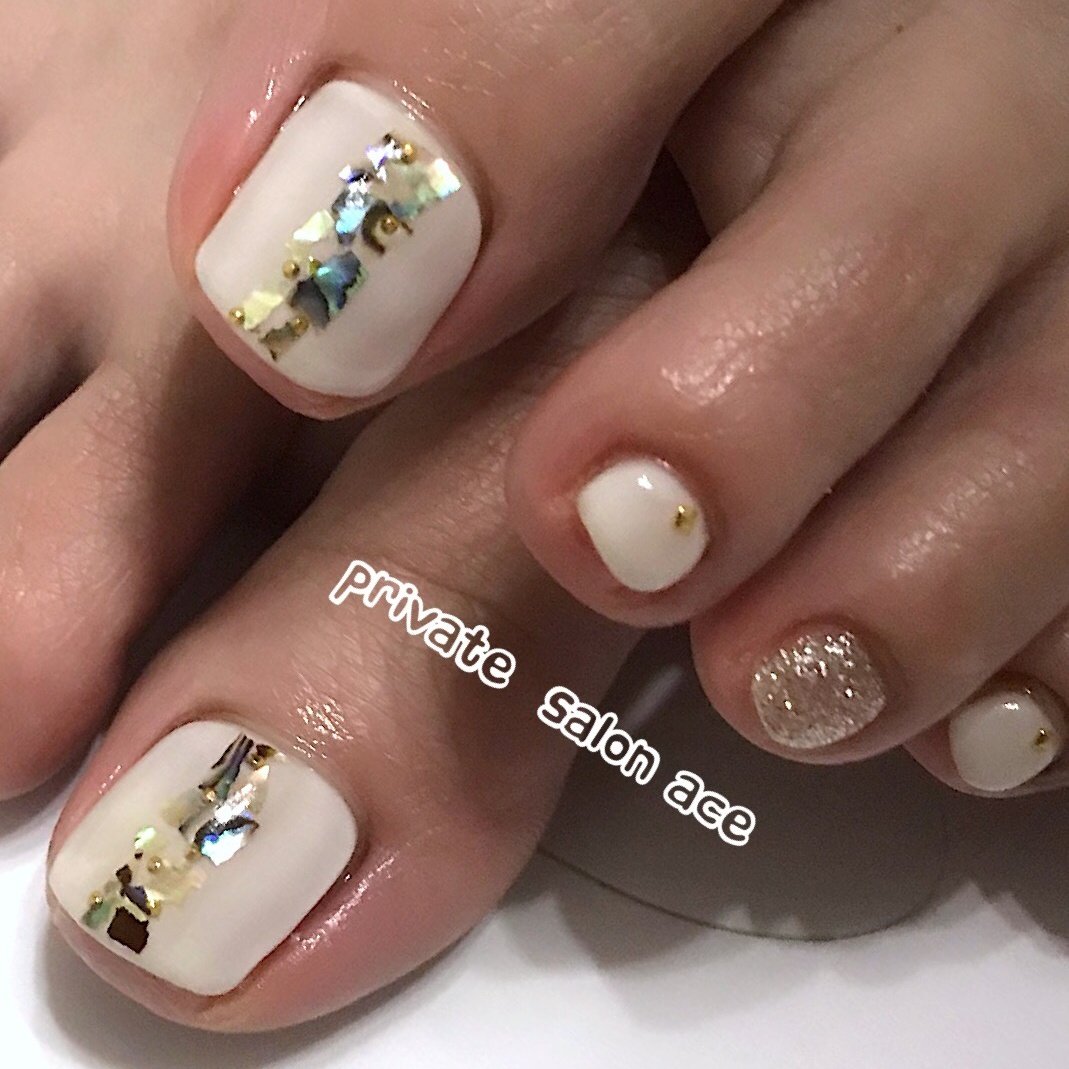 春 オールシーズン フット ラメ シェル Private Salon Aceのネイルデザイン No ネイルブック