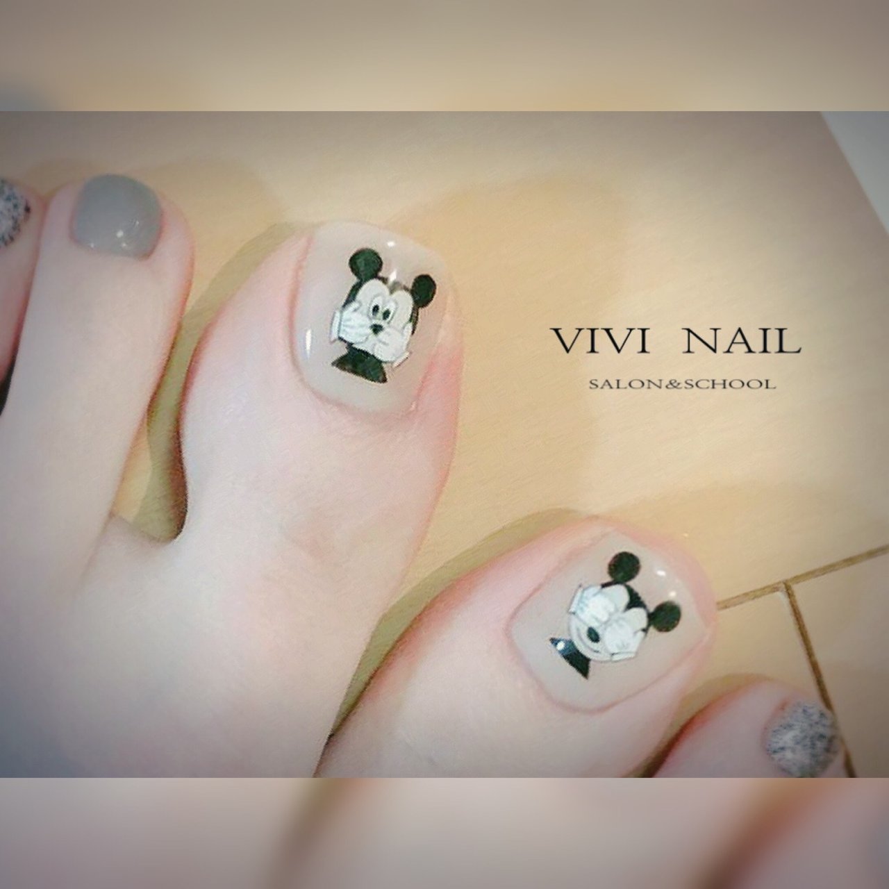 オールシーズン 旅行 パーティー 女子会 フット Vivi Nail Eyelashのネイルデザイン No ネイルブック