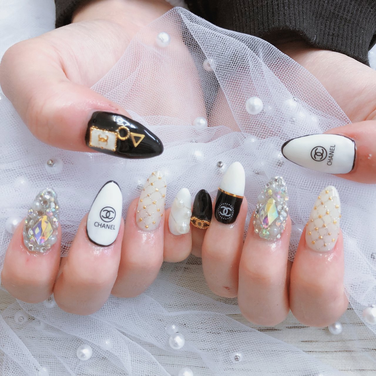 必要 ミュウミュウ風ネイルチップ さくらんぼネイル ドットネイル Diocesedecampomaior Org Br