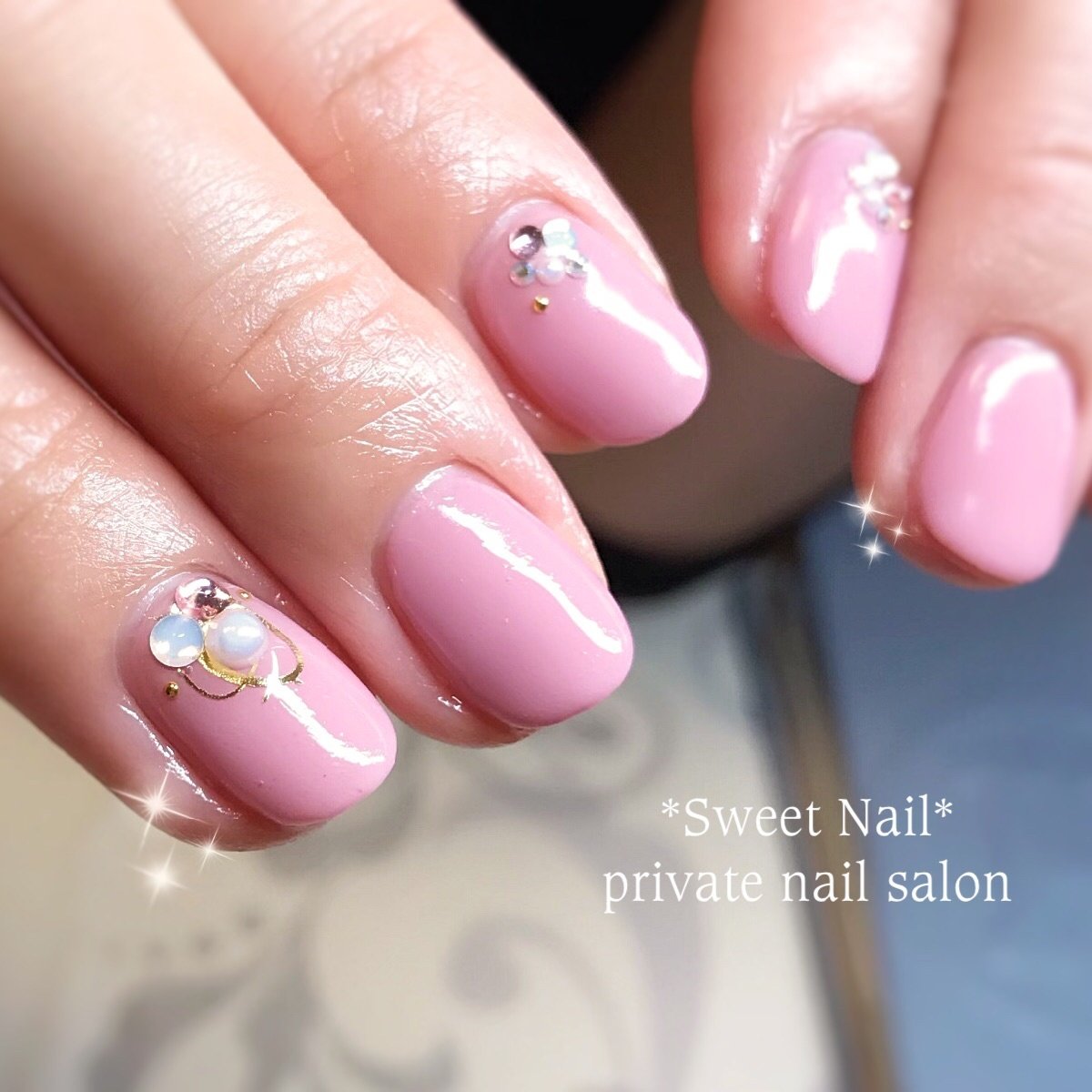 オールシーズン オフィス ブライダル パーティー ハンド 大阪府八尾市ネイルサロン Sweet Nail のネイルデザイン No ネイルブック