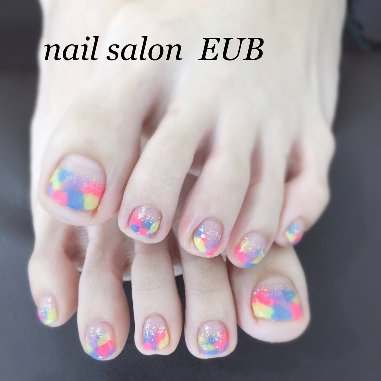 夏 フット カラフル ペディキュア お客様 Nail Salon Eubのネイルデザイン No ネイルブック