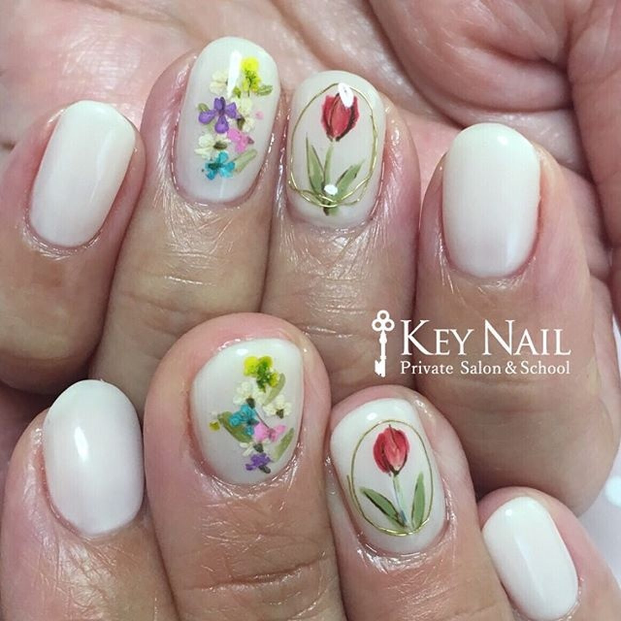フラワー ボタニカル 押し花 レトロ ワイヤー Keyのネイルデザイン No ネイルブック