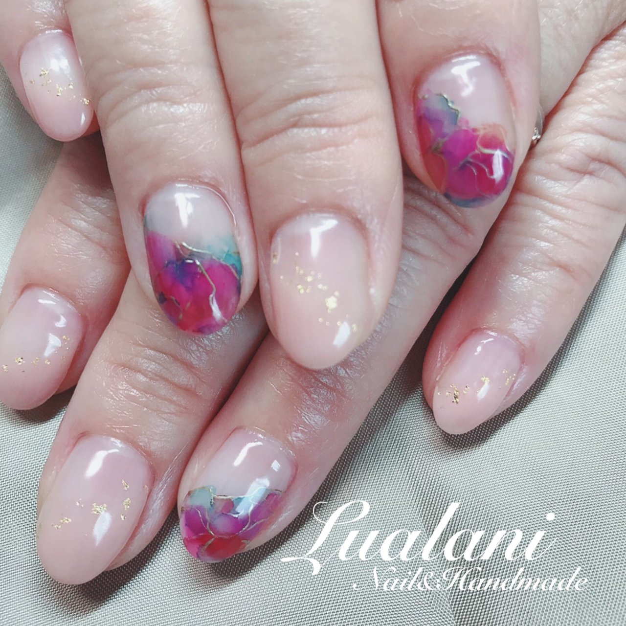 オールシーズン ハンド グラデーション マーブル ベージュ Lualani Nailのネイルデザイン No ネイルブック