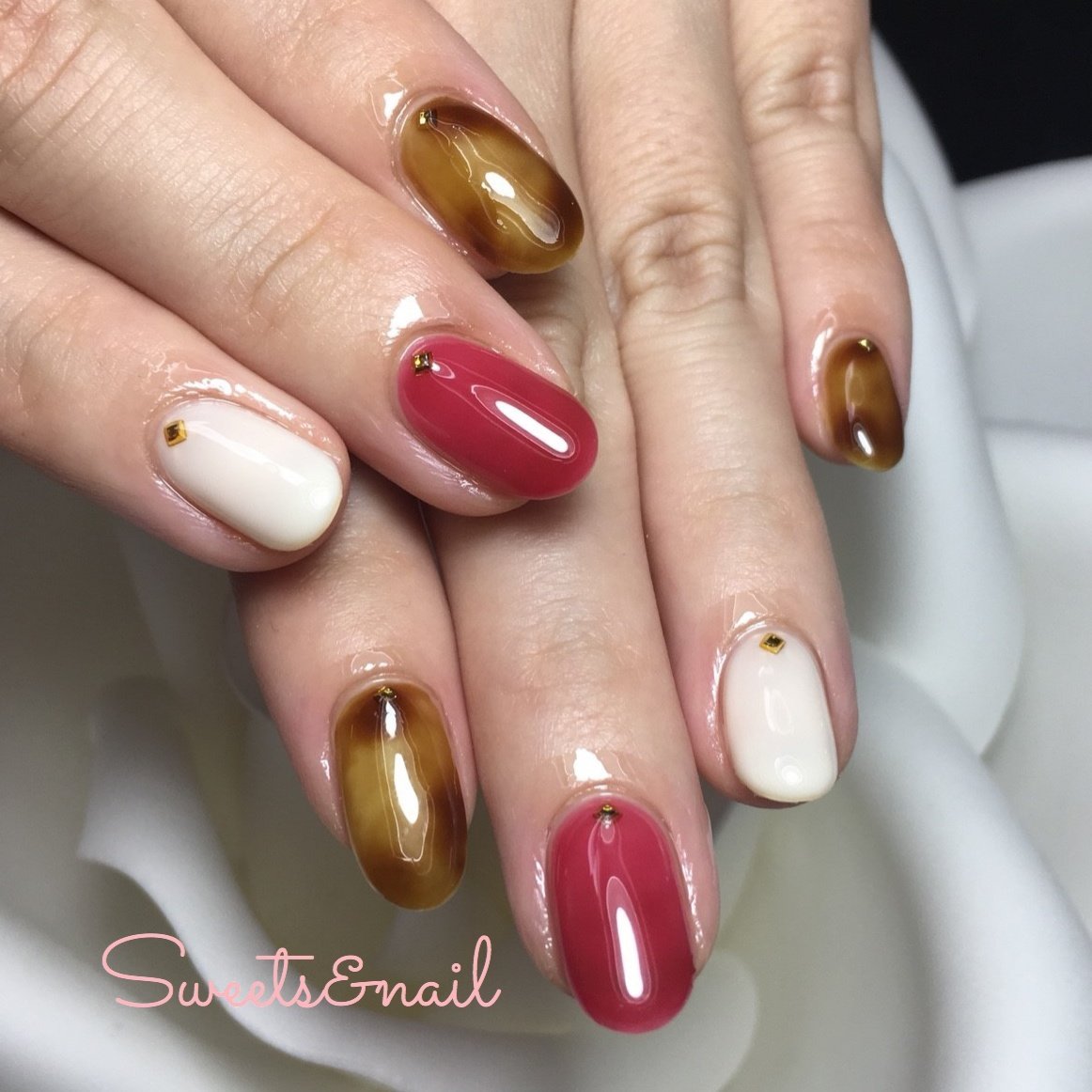 秋 冬 オールシーズン 女子会 ハンド Sweets Nailのネイルデザイン