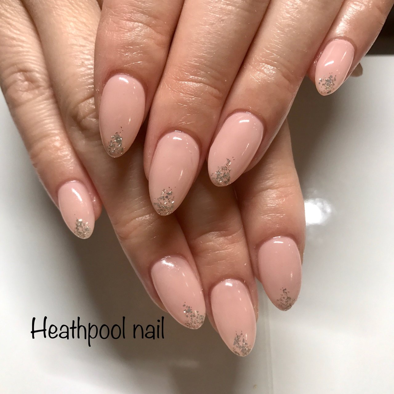 ハンド ラメ ベージュ シルバー Heathpoolnailのネイルデザイン No ネイルブック