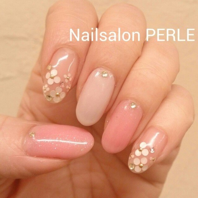 Nail Salon Perle ペルル 大分のネイルサロン ネイルブック