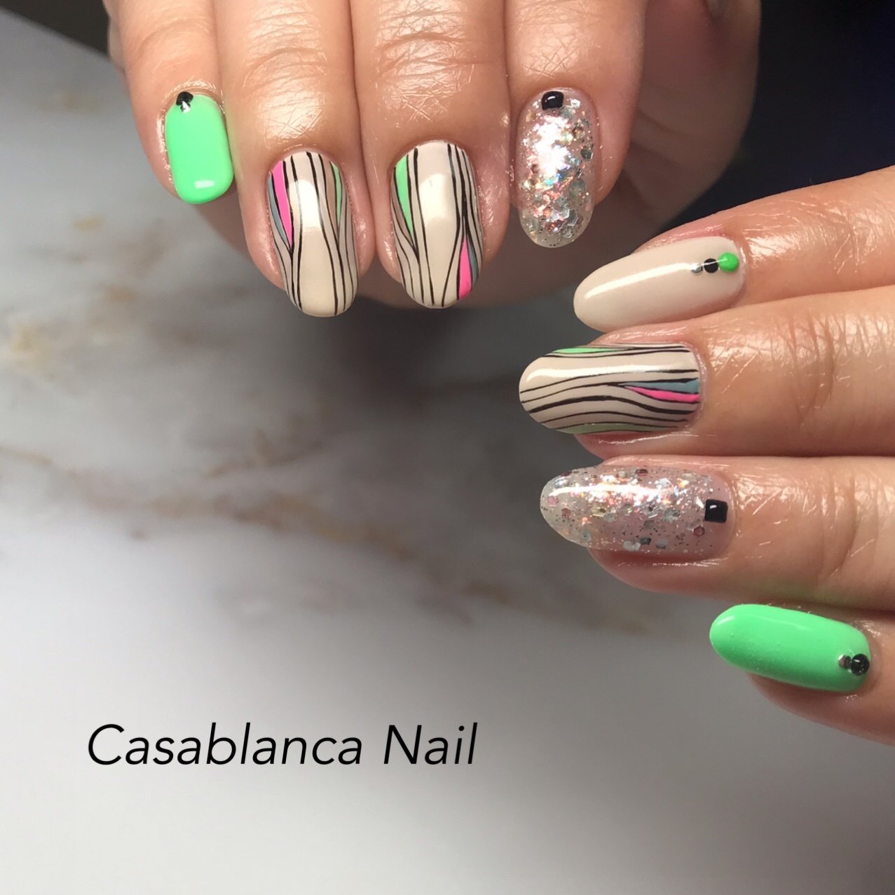 ハンド グリーン ネオンカラー Casablanca Nail Junのネイルデザイン No ネイルブック