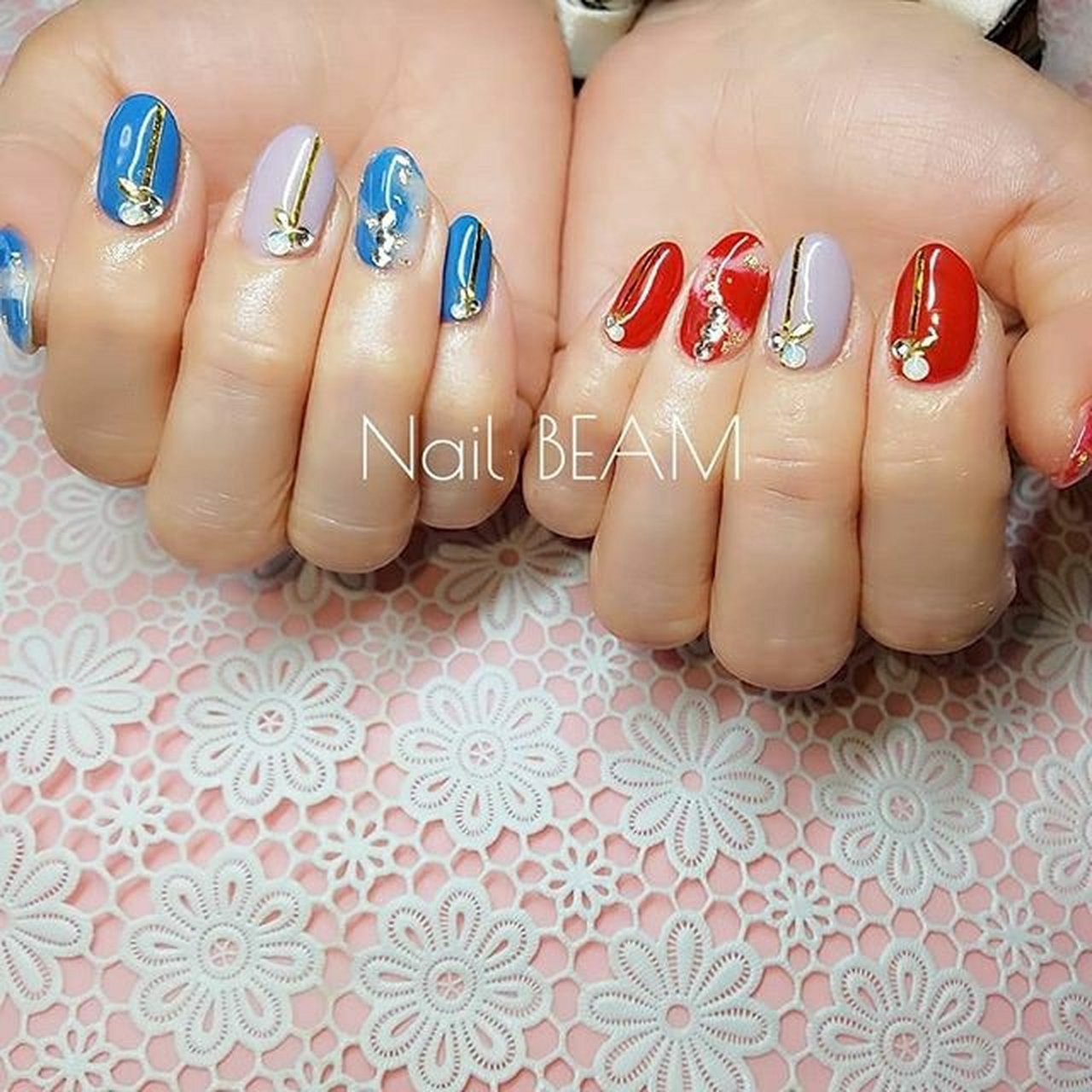 オールシーズン ビジュー ストライプ タイダイ レッド Nailbeamのネイルデザイン No ネイルブック