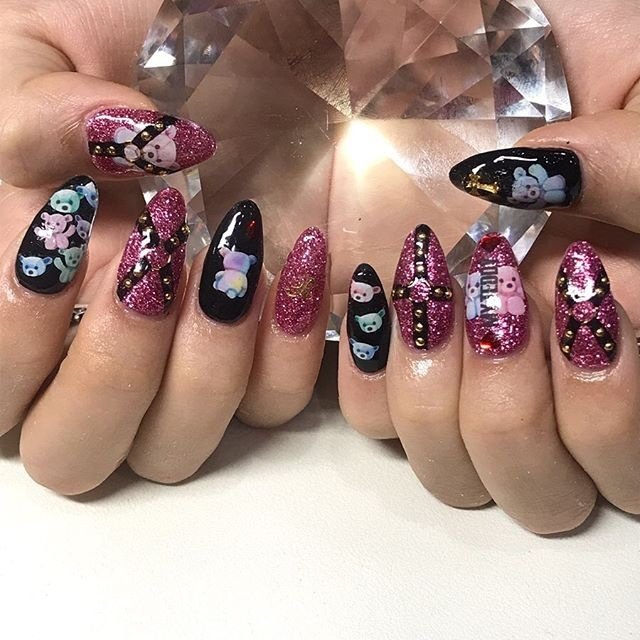 ラメ ワンカラー ピンク ブラック 渋谷beau Re Nailのネイルデザイン No ネイルブック