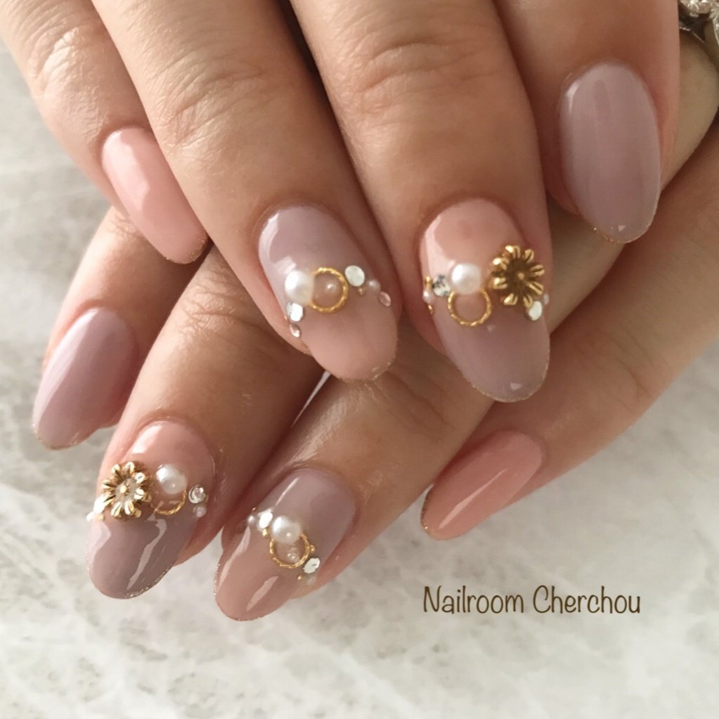 オールシーズン ハンド バイカラー ミディアム ピンク Nailroom Cherchouのネイルデザイン No ネイルブック