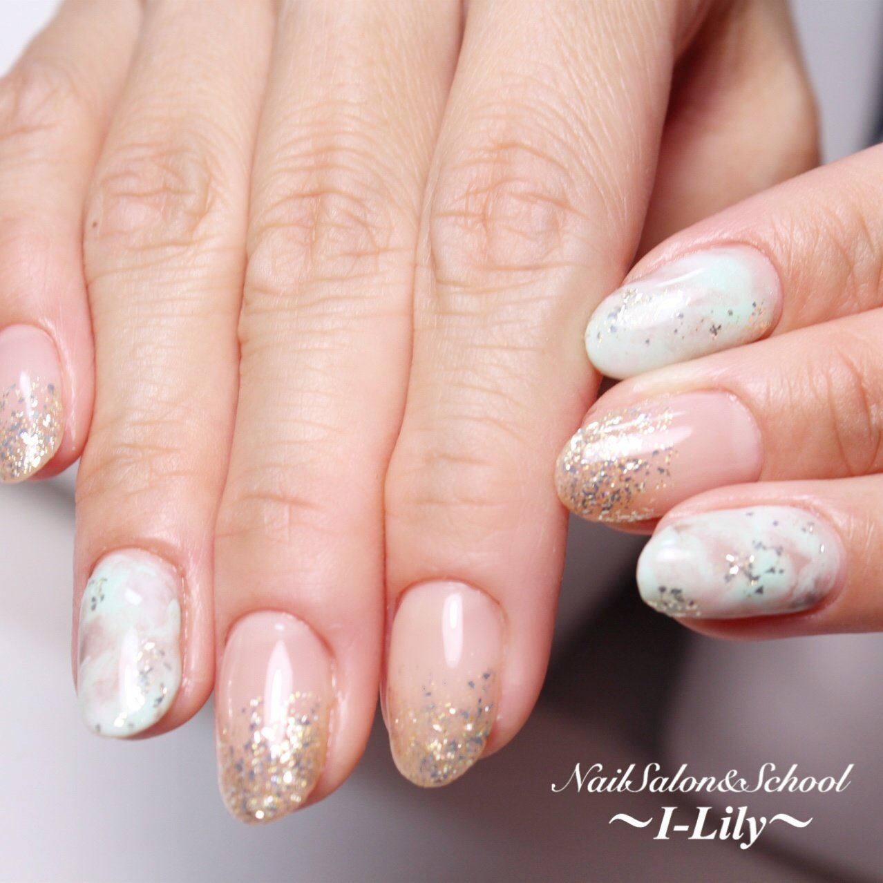 夏 オールシーズン リゾート ハンド グラデーション Nailsalon School I Lily アイ リリーのネイル デザイン No ネイルブック