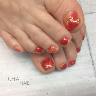 ニュアンス ペディキュア 赤のネイルデザイン ネイルブック