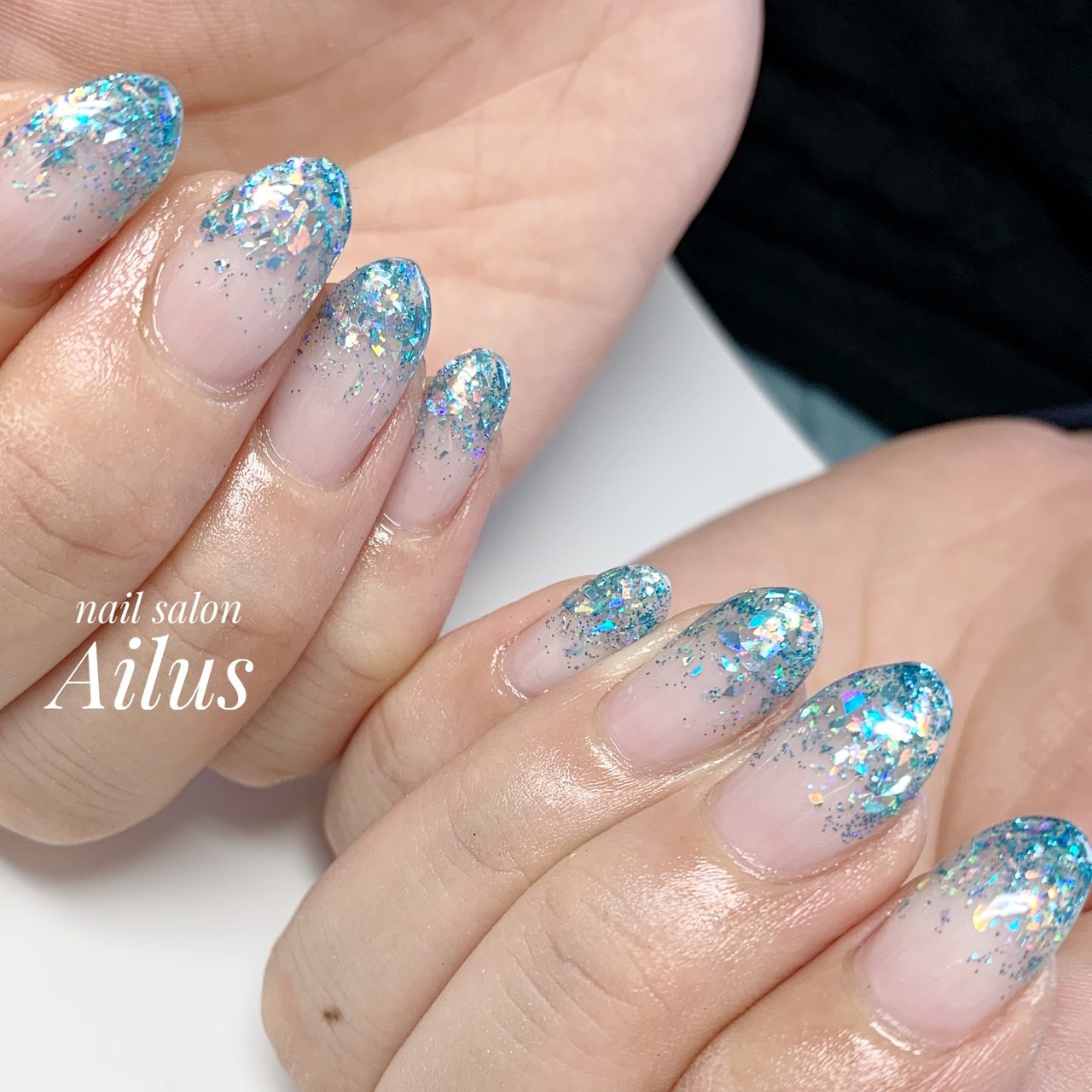 夏 ハンド シンプル グラデーション ラメ Nail Salon Ailusのネイルデザイン No ネイルブック