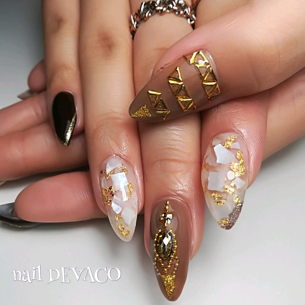 夏 オフィス ハンド ビジュー ホログラム 999naildevacoのネイルデザイン No ネイルブック