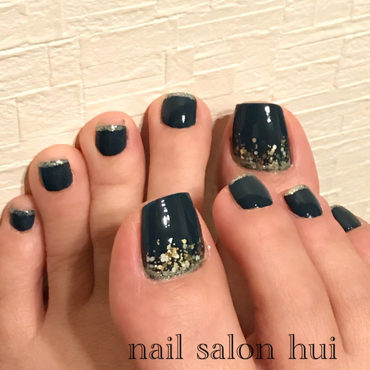 オールシーズン フット ラメ ワンカラー ペディキュア Nailsalon Huiのネイルデザイン No ネイルブック