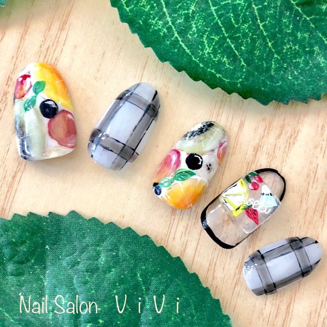 とびきりジューシー 夏に映えるフルーツネイル 19