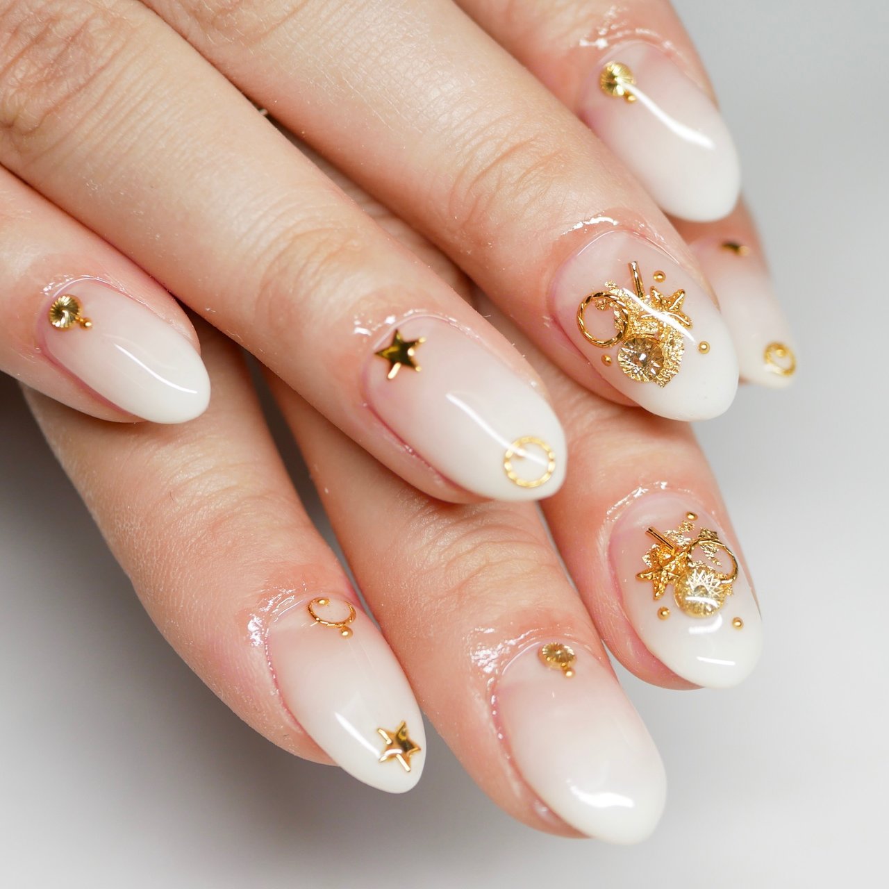 春 夏 オールシーズン シンプル グラデーション Nail Salon Lallure のネイルデザイン No ネイルブック