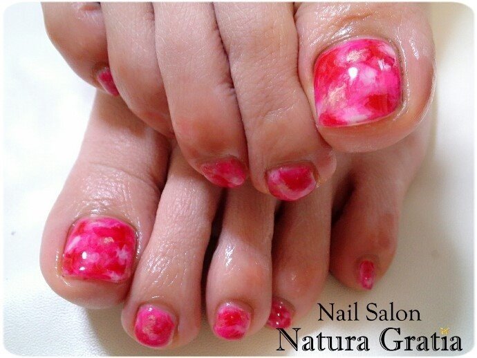 春 夏 旅行 フット マーブル Naturagratiaのネイルデザイン No ネイルブック