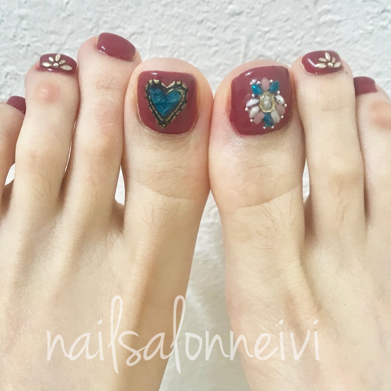春 夏 フット ジェルネイル お客様 Nailsalon Neiviのネイルデザイン No ネイルブック
