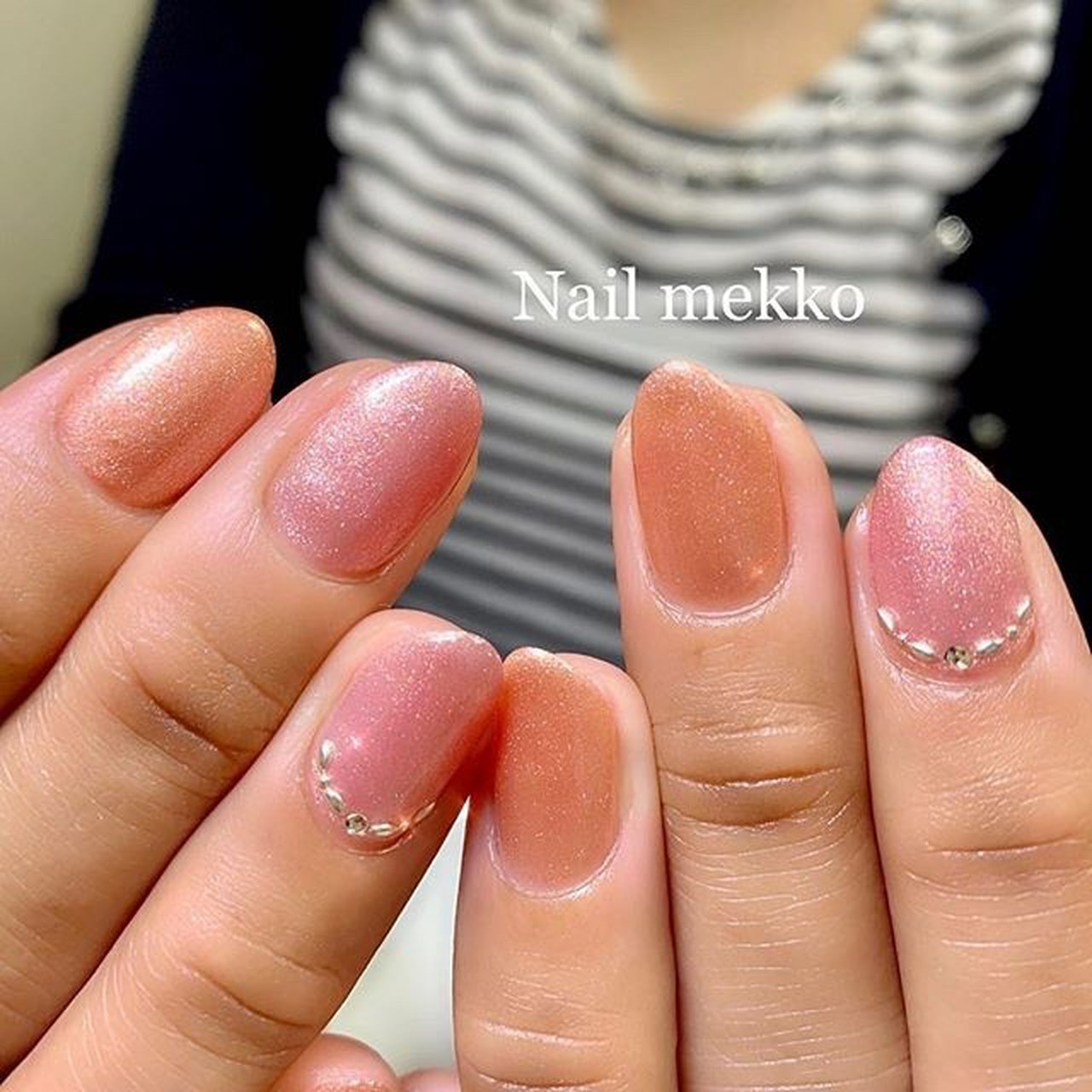 ハンド シンプル ワンカラー ピンク オレンジ Nail Mekkoのネイルデザイン No ネイルブック