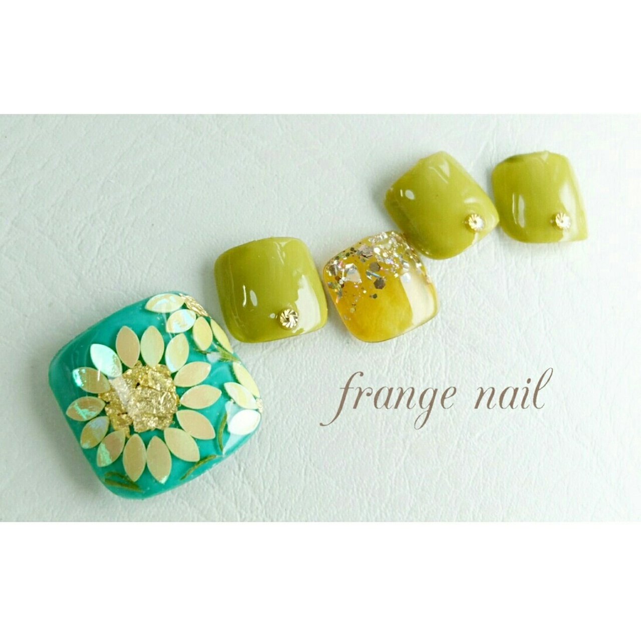 夏 フット フラワー イエロー グリーン Frange Nailのネイルデザイン No ネイルブック