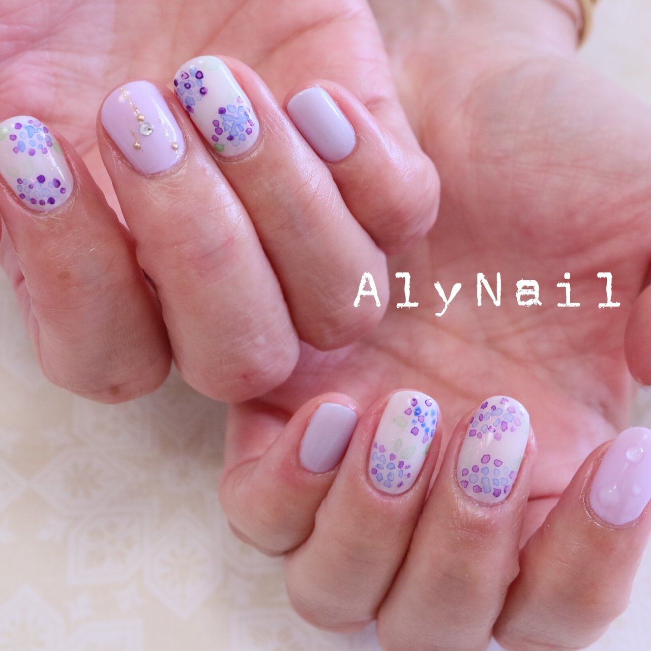 夏 ハンド シンプル フラワー 水滴 Alynailのネイルデザイン No 436 ネイルブック