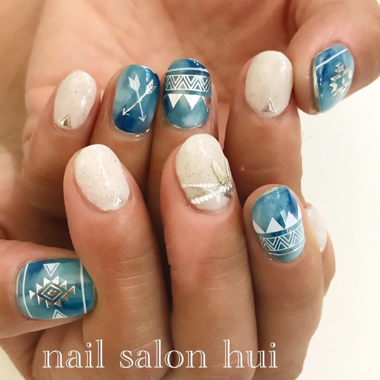 夏 ハンド ネイティブ タイダイ ベージュ Nailsalon Huiのネイルデザイン No ネイルブック