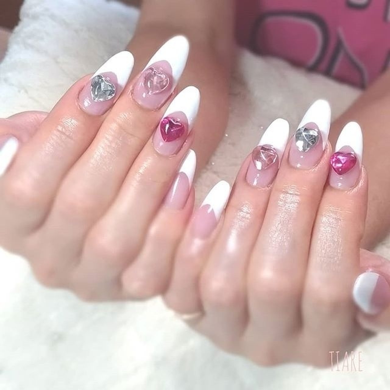 ハンド フレンチ ハート ジェルネイル Tiare Akkoのネイルデザイン No ネイルブック