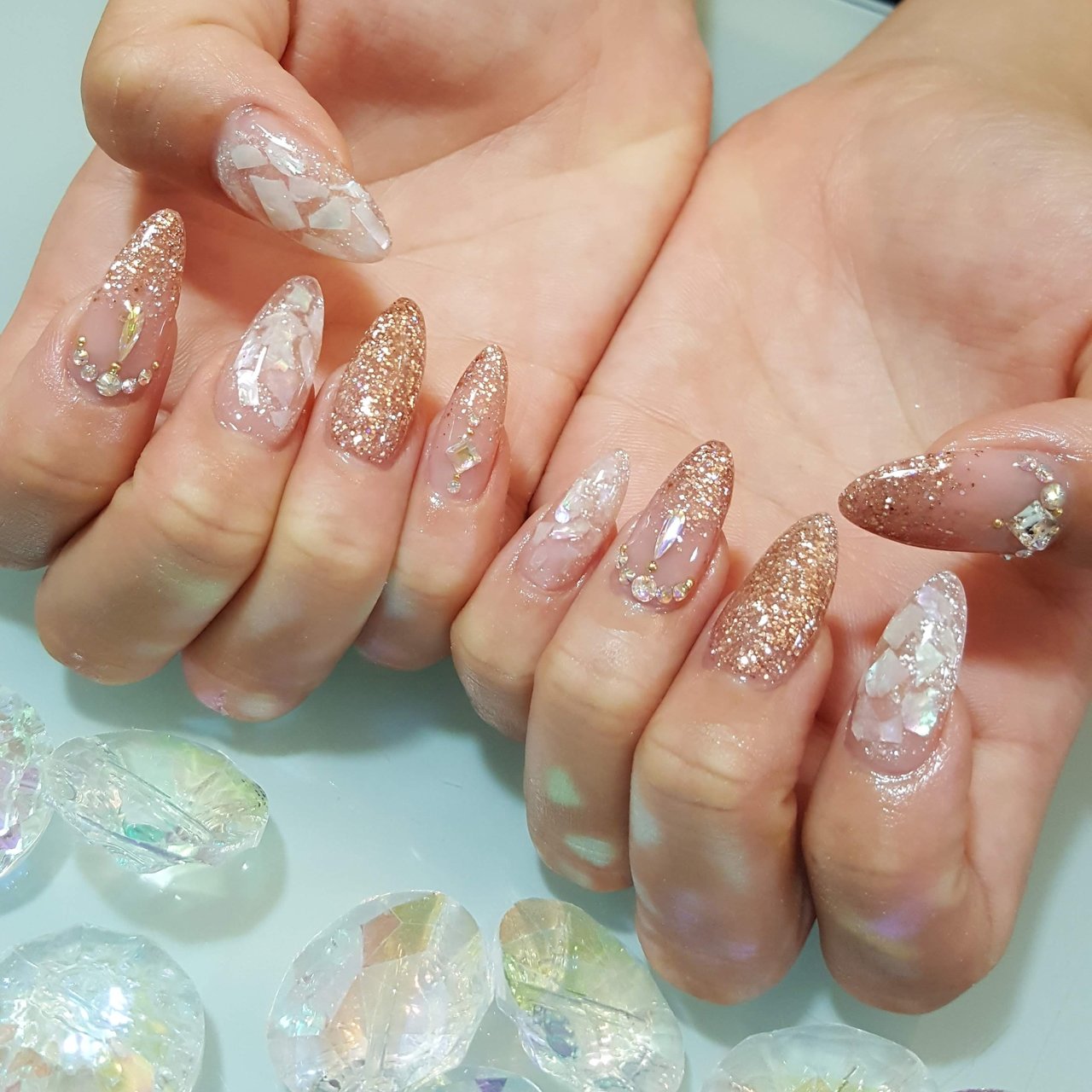 オールシーズン パーティー ハンド グラデーション ラメ Lilasnail Ayaのネイルデザイン No ネイルブック