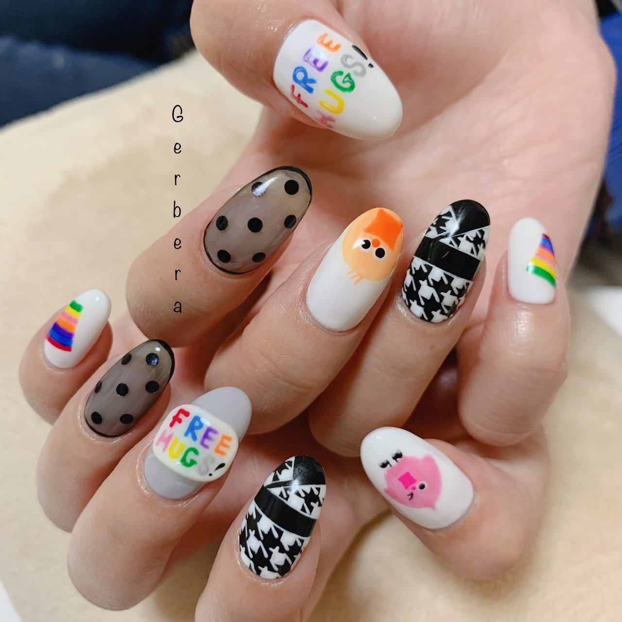 ライブ ハンド 痛ネイル キャラクター ロング Nail Gerberaのネイルデザイン No ネイルブック