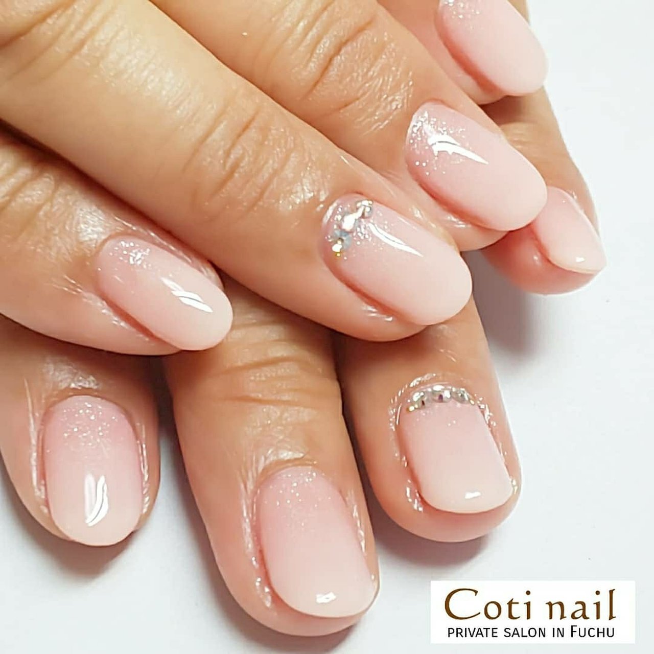 春 オールシーズン オフィス ブライダル ハンド コチネイル えりのネイルデザイン No ネイルブック