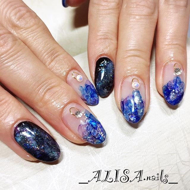 夏 梅雨 シースルー ステンドグラス たらしこみ Alisa Kondoのネイルデザイン No ネイルブック