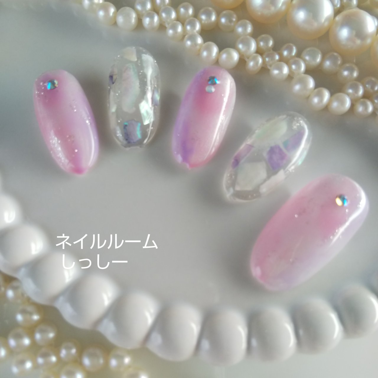 夏リゾートハンドシンプルシェル ちばあけみのネイルデザインno