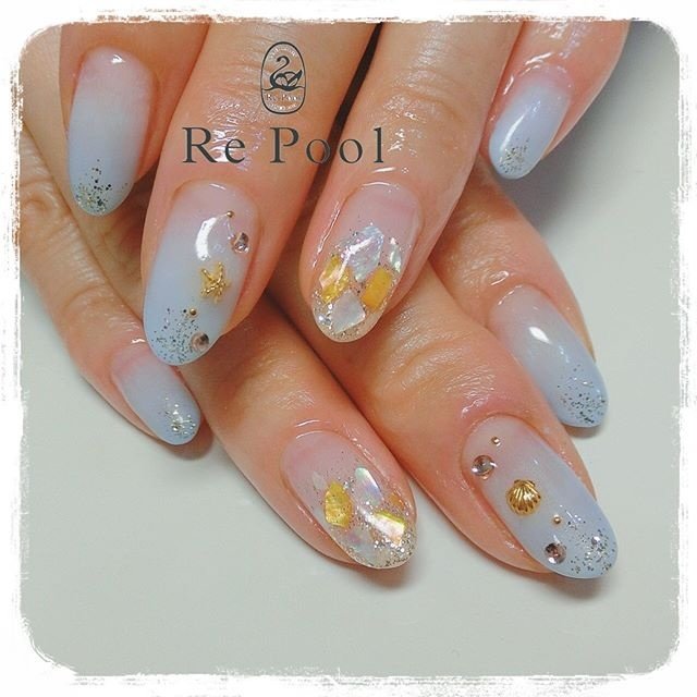 夏 ハンド シンプル 水色 ジェル ネイルサロンリプールのネイルデザイン No ネイルブック