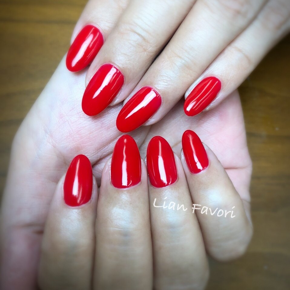 オールシーズン ハンド ワンカラー ショート レッド Lian Favori のネイルデザイン No ネイルブック
