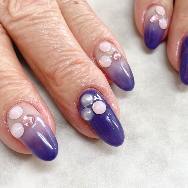 中古カチカチネイル 80代のお客様ネイル｜年齢を重ねても楽しめる上品デザイン｜nail salon