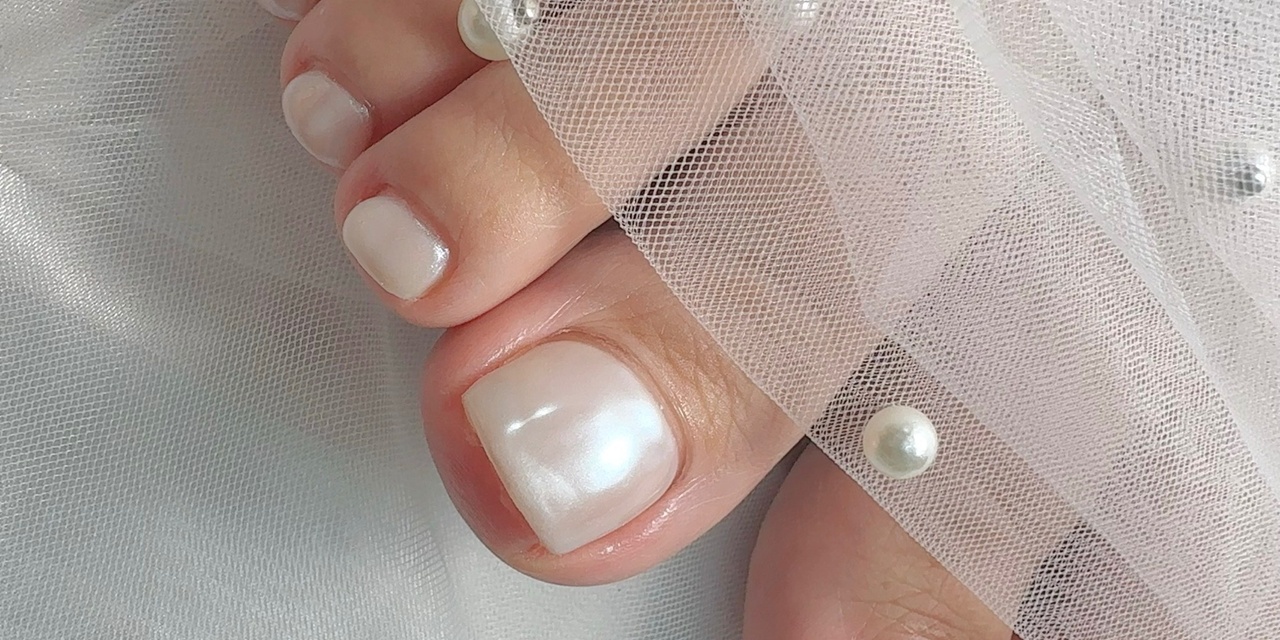 ついにこの時期が！フットネイル☀️🏝️｜Art nail Gallery｜ネイルブック