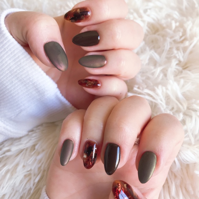NAIL GLITTER｜中頭郡中城村のネイルサロン｜ネイルブック
