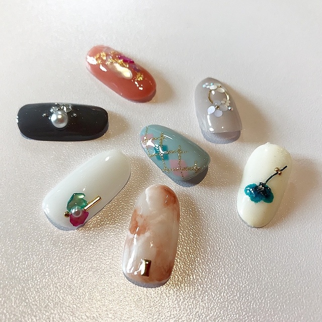 ViVi【ヴィヴィ】｜原田のネイルサロン｜ネイルブック